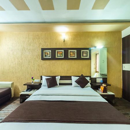 Hotel Rudra Regency Ahmedabad Exterior photo
